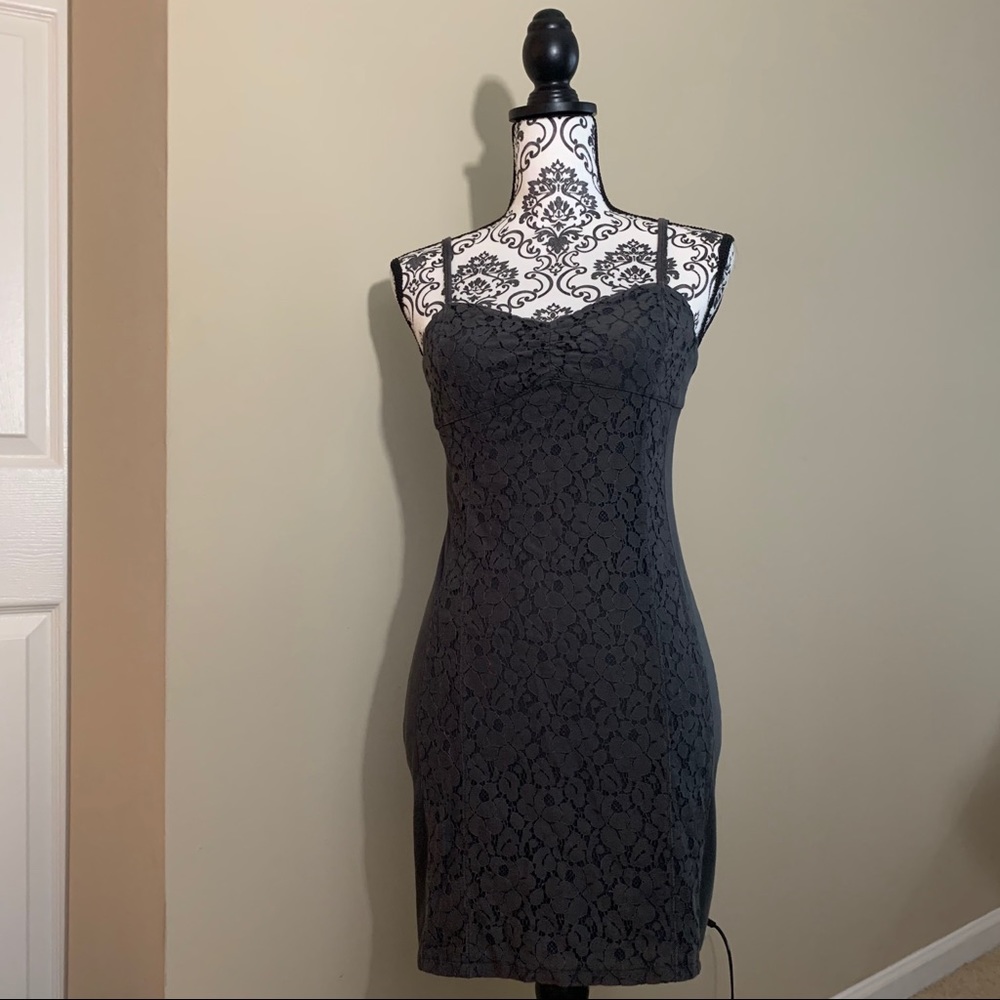 American Eagle Grey Floral Dress